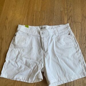 NWT Lee Women's White Shorts